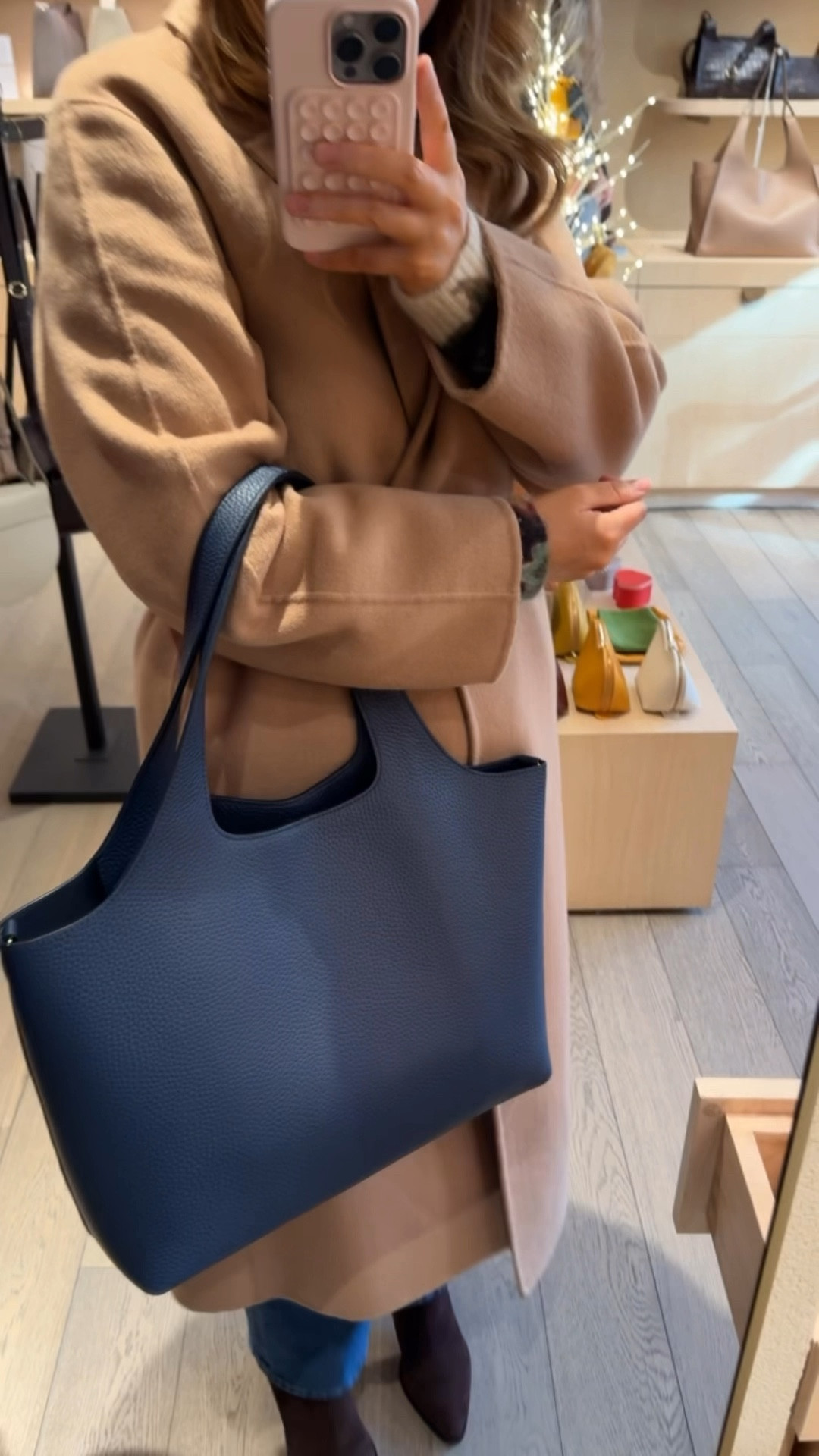 This gorgeous pebbled leather bag is somehow on sale for under $300, and it comes in a few different colors. I absolutely love the navy! Perfect for work, travel, and daily life as a mom. It comes in a 13 inch and a 16 inch option. I’m carrying the 13 inch in the video. The 16 inch bags are all linked as similar! 

#LTKWorkwear #LTKHoliday