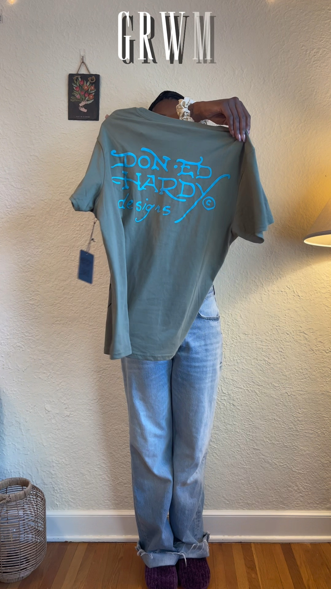 Ed Hardy shirt outfit 🫒✨
#ootd #streetwear #y2k #grwm #outfits


#LTKShoeCrush #LTKGiftGuide #LTKVideo