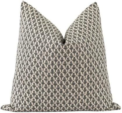 Pillow Cover Linen Lightweight 22 x 22 in Double Sided Block Print with Zipper Easy Removal Home ... | Amazon (US)