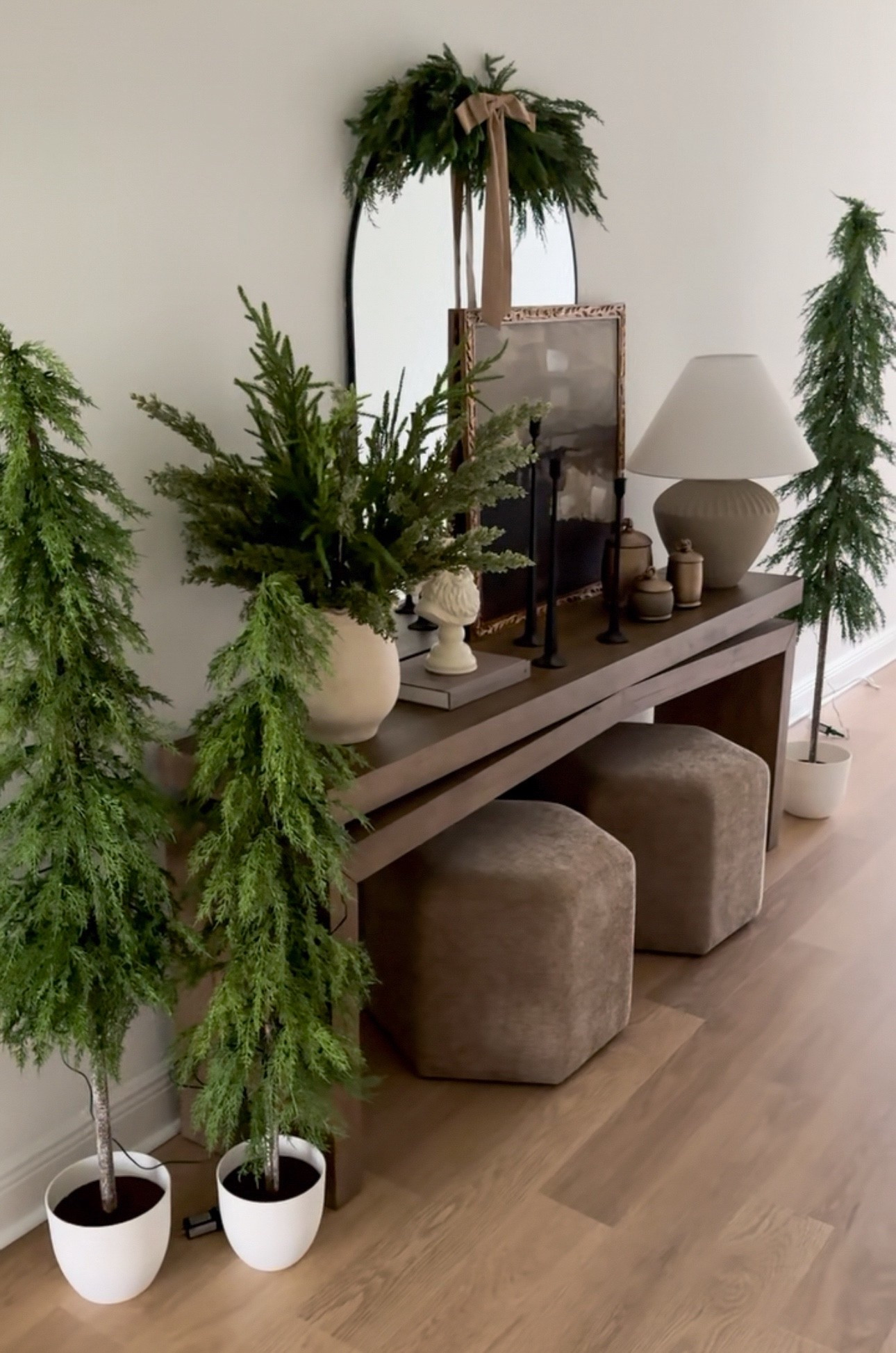 Holiday console table view 🌲

#LTKHome #LTKHoliday #LTKSaleAlert