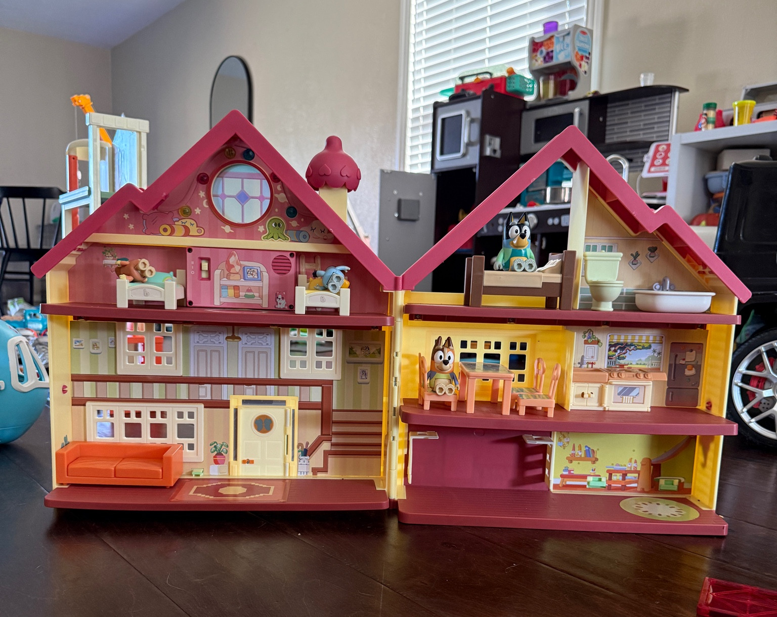 We are big #Bluey fans in this house!💙  Grey got the house this Christmas and it’s honestly the PERFECT gift!  You can pack it up to travel, let’s their imagination flow, and comes with accessories too🙌🏽

#functionaltoys #blueytoys #blueyhouse 

#LTKKids #LTKFindsUnder100 #LTKHome