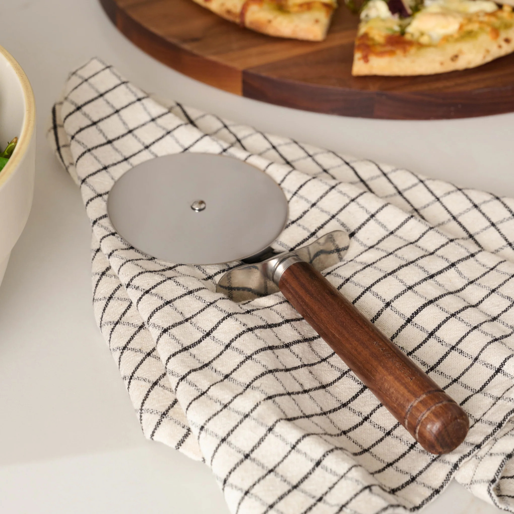 Gristmill Collection Walnut Handle Pizza Cutter | Magnolia