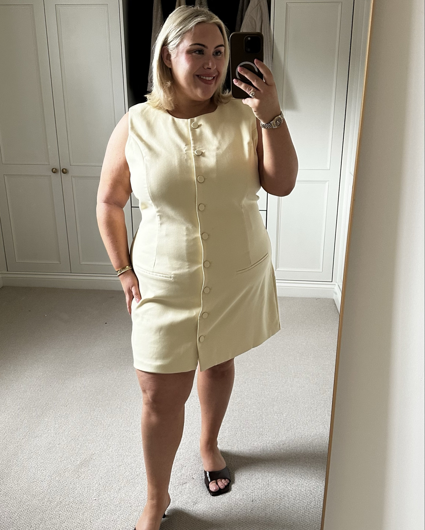Abercrombie new in, A & F, butter yellow, yellow dress, plus size, formal dress, spring time, yellow, outfits, curve fashion, curve love 

#LTKplussize #LTKcurves #LTKuk