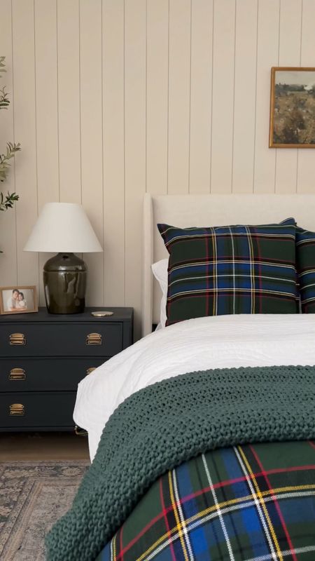 We can’t get over our new chandelier & plaid bedding from Pottery Barn!
#bedroominspo #winterrefresh #homeblogger #hotelbedding

#LTKhome #LTKstyletip #LTKSeasonal