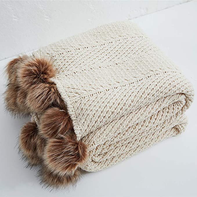Amazon.com: vctops Fur Pom Pom Knit Throw Blanket Super Soft Warm Cozy Cable Knitted Blanket for ... | Amazon (US)