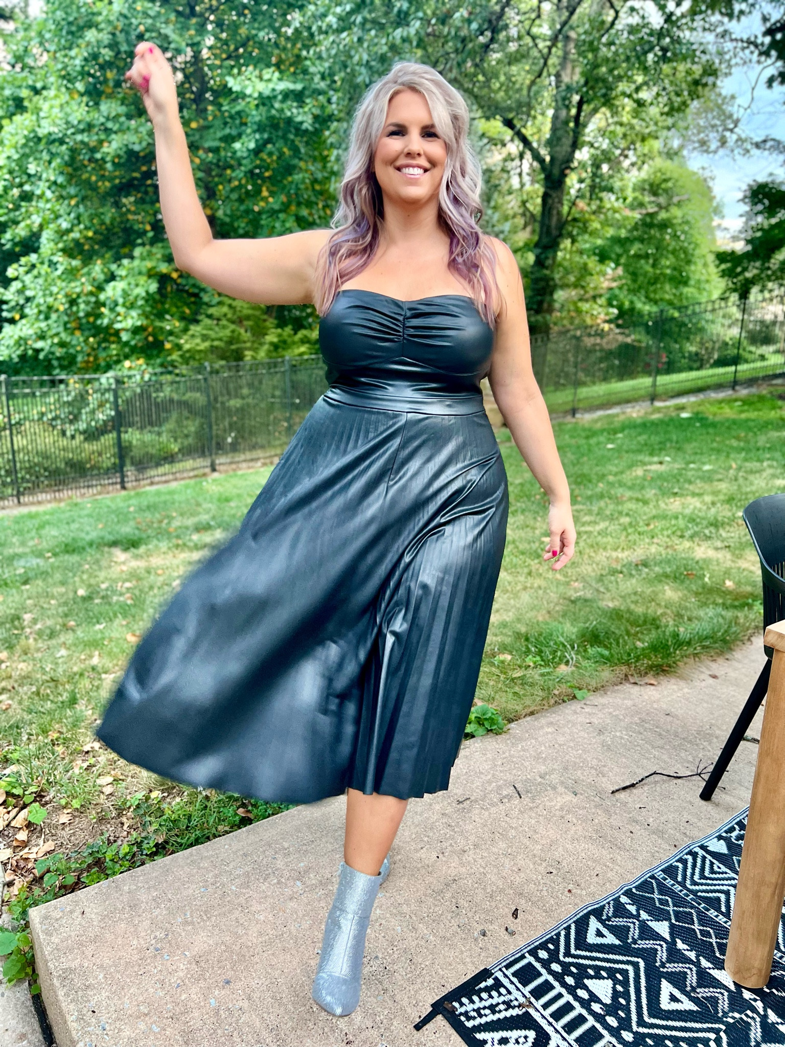 green leather dress plus size Vestido Mini de Piel Sintetica Too Confident - Oliva