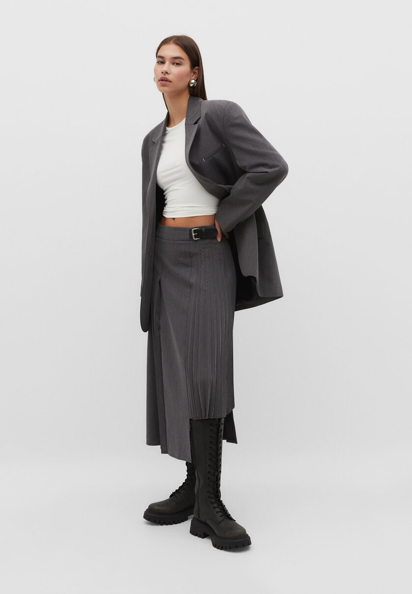 Asymmetric box pleat midi skirt | Stradivarius (UK)