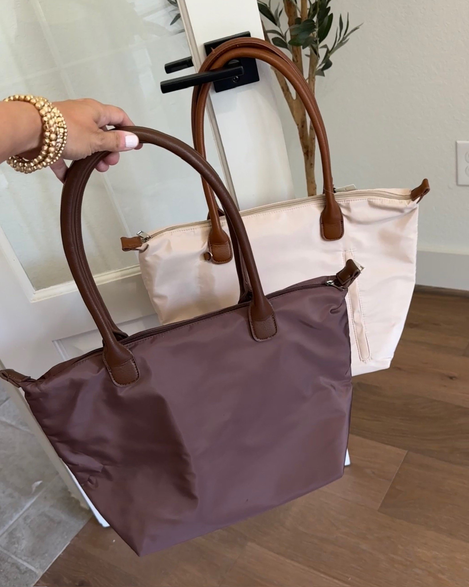 Walmart did NOT have to make this tote $6.50!! 🤯 Originally $19.98 and available in so many colors. This is the kind of deal that won’t stay around!

Walmart tote bag, Walmart deals, Walmart fashion, affordable handbags, everyday tote, black tote bag, Walmart finds, tote bag sale, travel tote, designer inspired bag, budget friendly fashion, JulieFranks