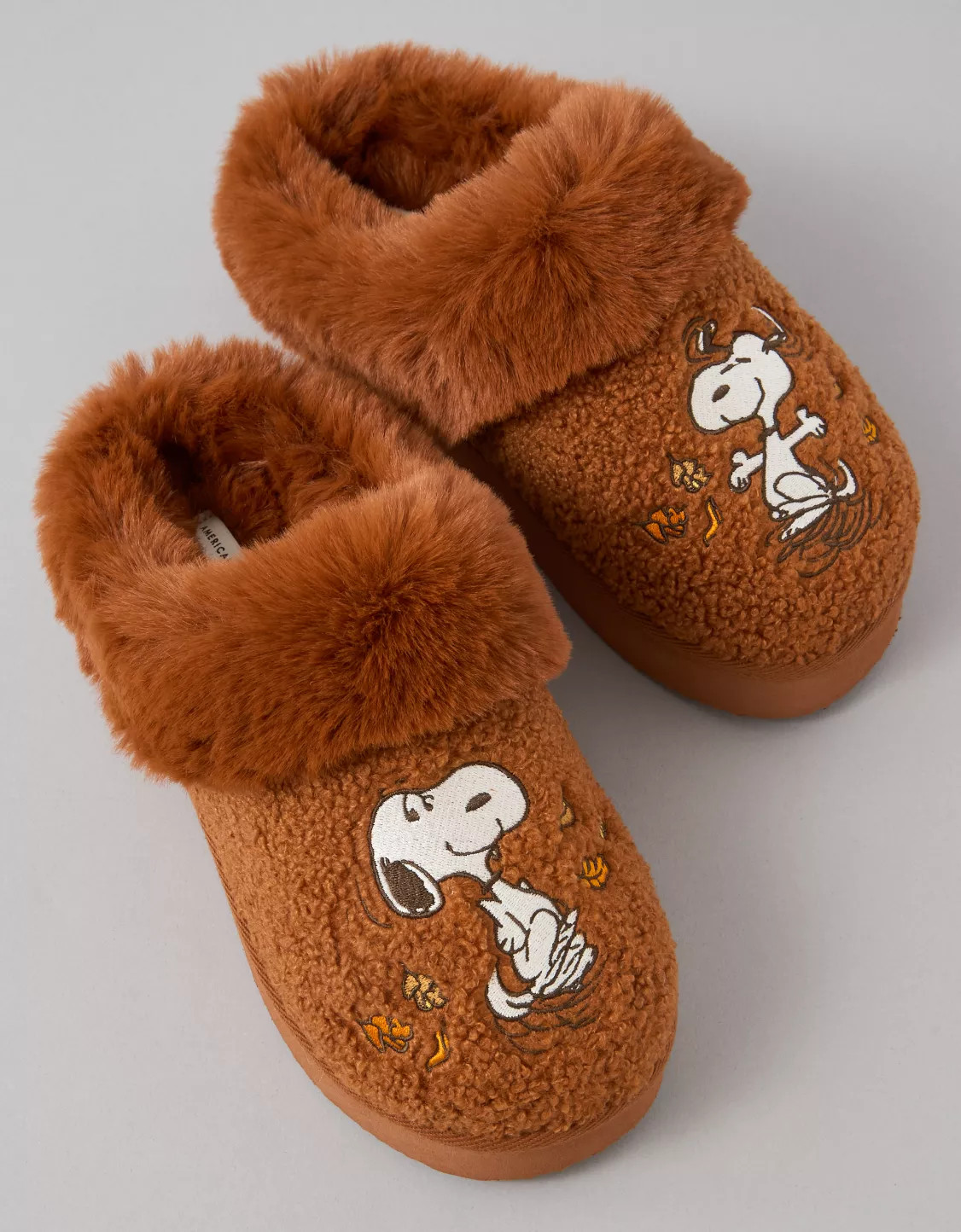 AE Snoopy Fall Scuff Slipper | American Eagle Outfitters (US & CA)