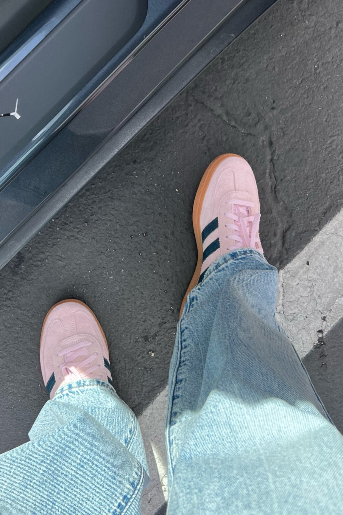 Linking in gray! 
They run big size down .5 sizees