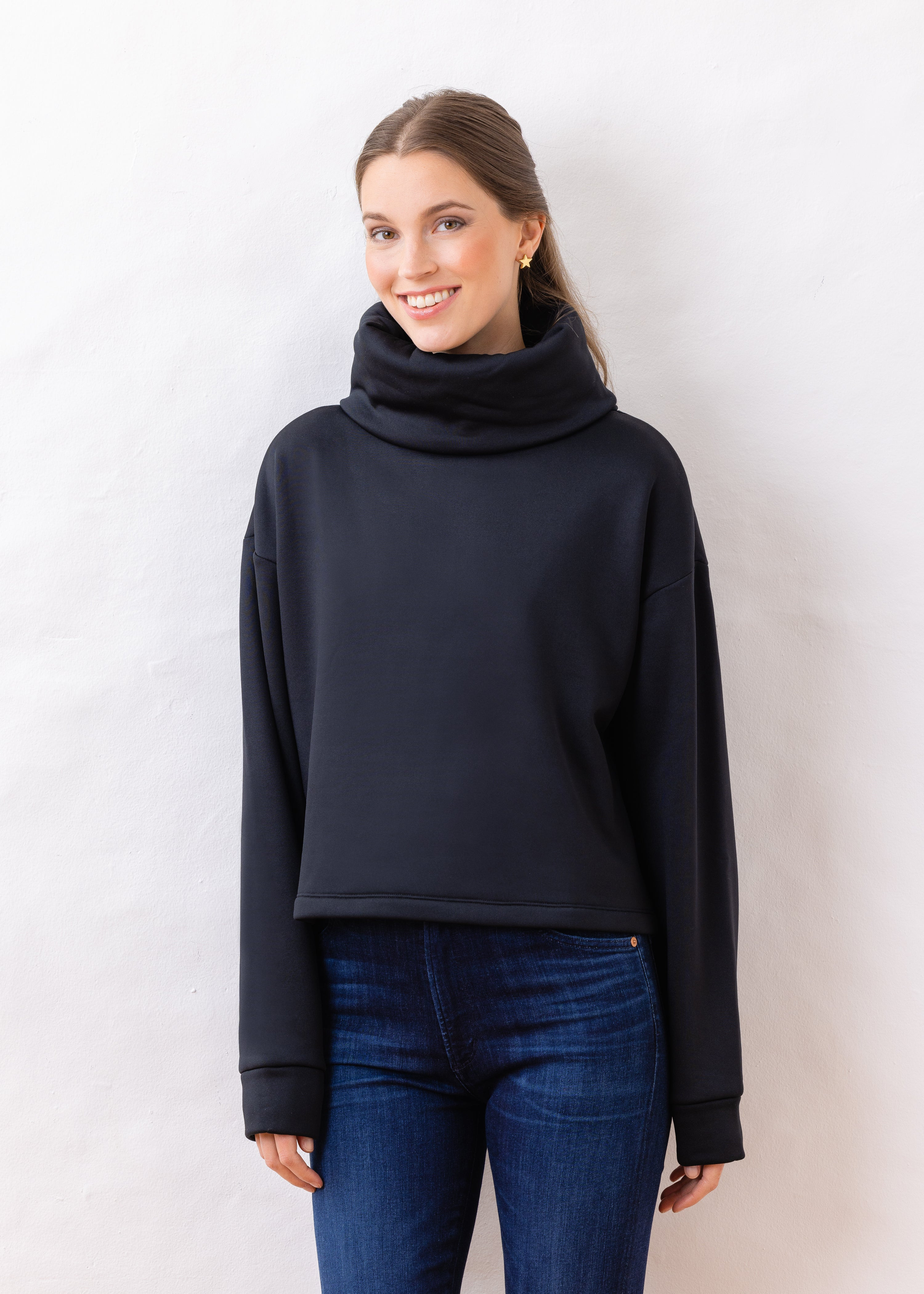 Clover Crop in Jersey Fleece (Black) | Dudley Stephens