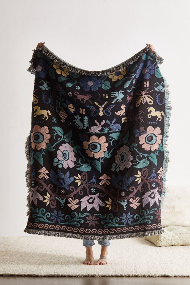 Folk Floral Woven Throw Blanket | Urban Outfitters (US and RoW)