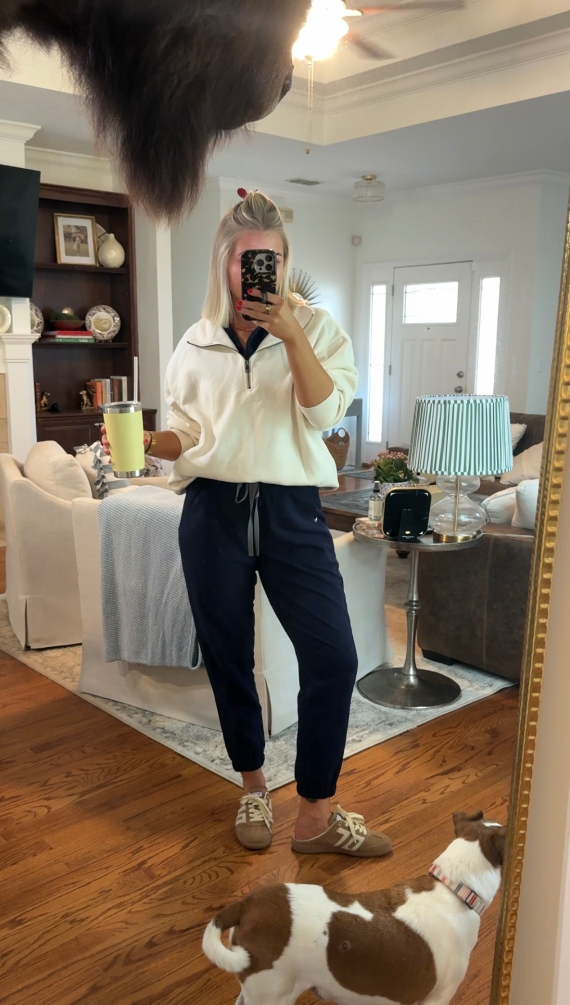 XL in quarter zip 
FIGS Regina jogger