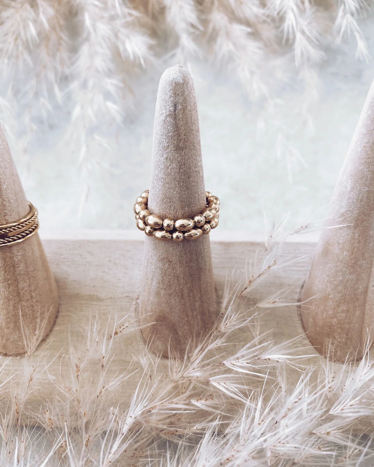 THE OVAL BEAD RING - GOLD | Stylin by Aylin