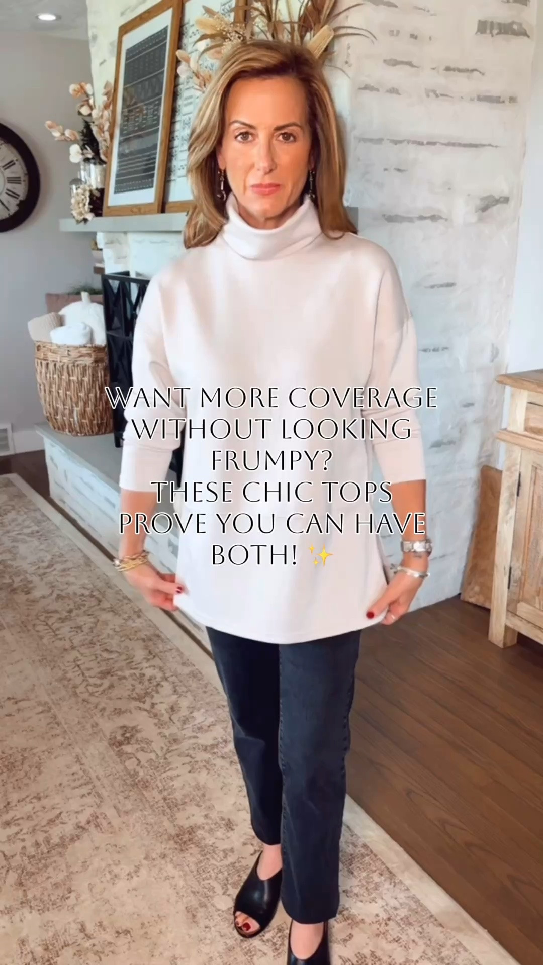 These tops are perfect when you want to feel comfortable and covered without sacrificing style. Because modest can still be flattering, modern, and chic!
Pair with your favorite skinny jeans or leggings.
I’m wearing my true size small in both.