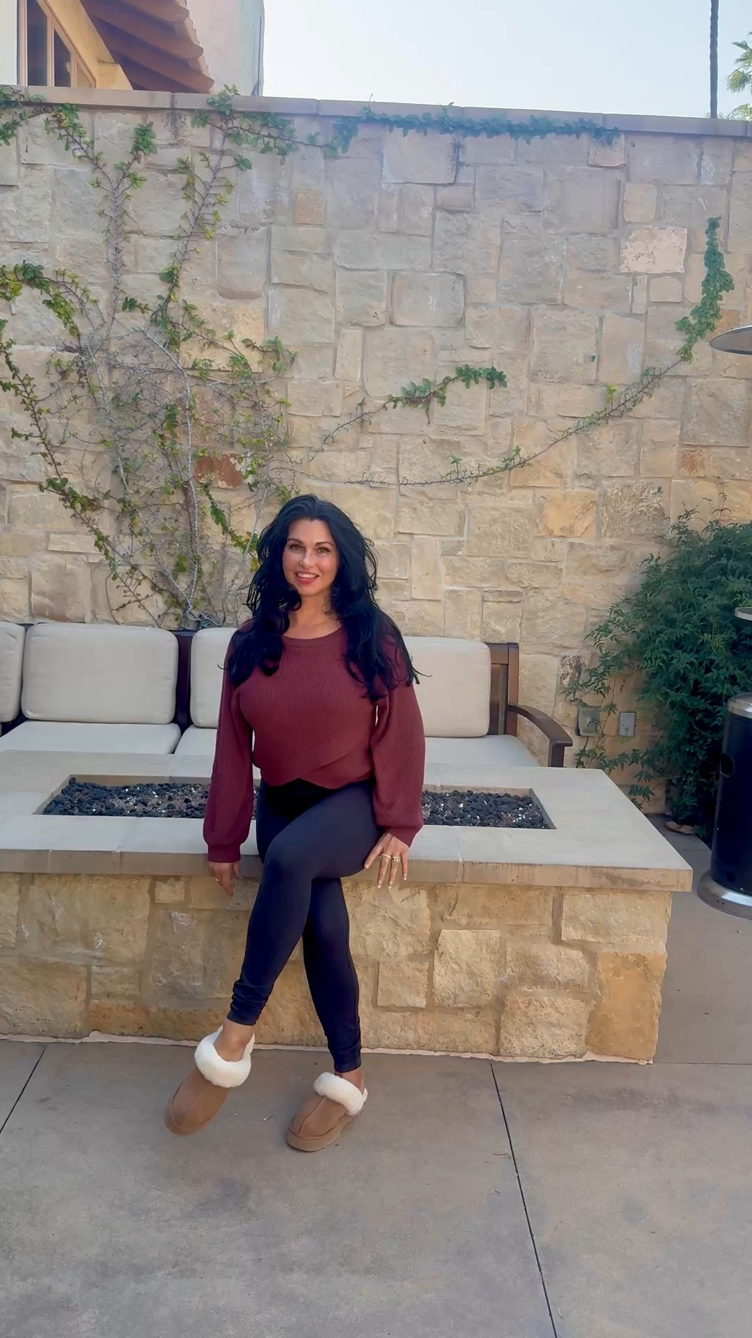 Workout Fit! ❤️

Go from a stylish lunch to a casual workout in the same winter outfit! 


#activewear #leggings #loungewear #marneystidbits #uggs

#LTKootd #LTKActive #LTKfitnessgoals