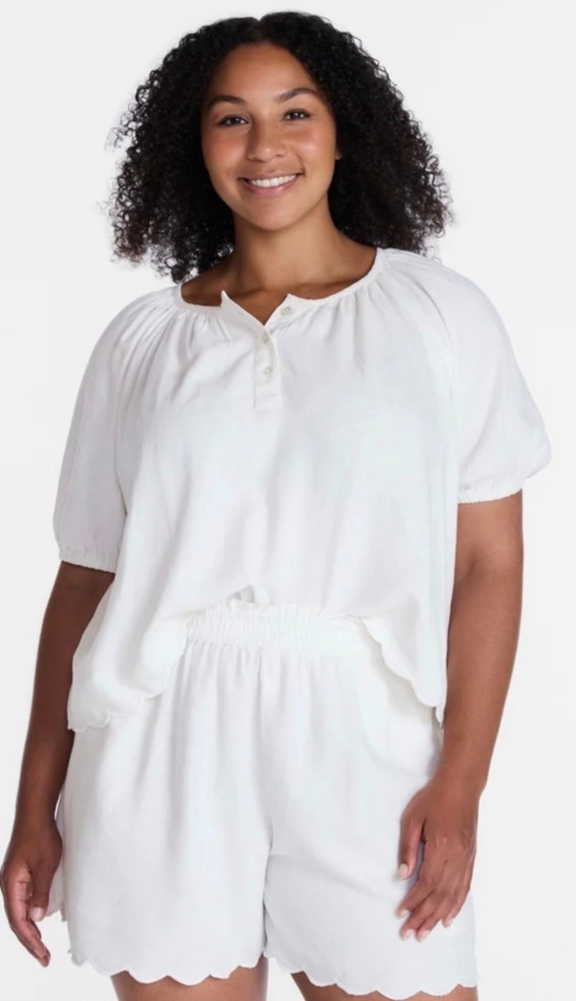 This scalloped set from Walmart is so cutie, perfect for a quick outfit. The scalloped detailing adds so much to a simple set!

#LTKootd #LTKgrwm #LTKmomlife