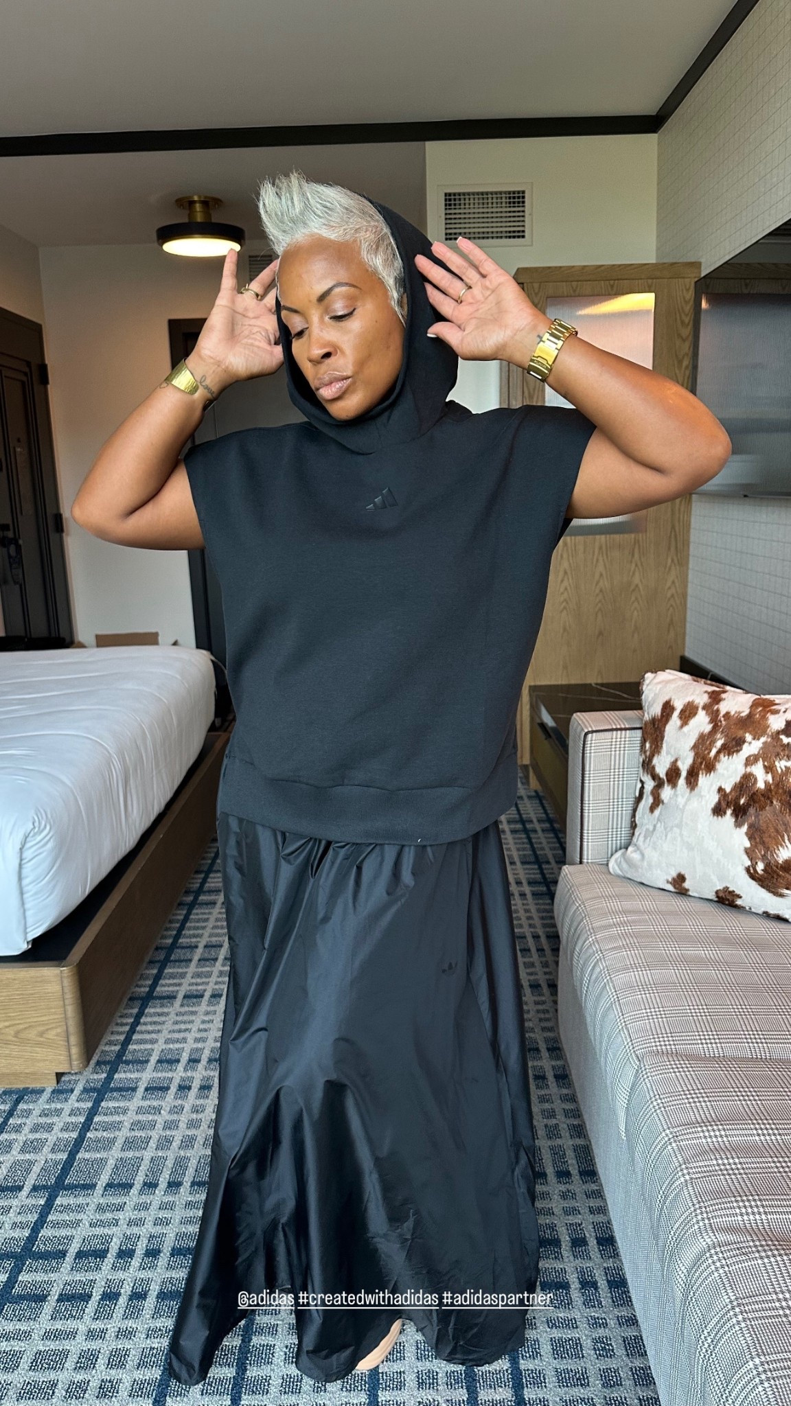 serving effortless comfy luxe🖤

🖤 Up to 30% Off Select Items (9/6–9/24) → use code LTK30 at adidas.com/us/get

For sizing reference: I'm 5'2 | 150lbs | ftts | wearing a medium

Disclaimer: Limited stock—linked similar finds! ✨🫶🏽

@adidas #createdwithadidas #adidaspartner #luxline #outfitinspo #ootd #midlifefashion #fashionover50 #outfitcheck #silverhair #pixiehaircut

#LTKOver40 #LTKCon #LTKStyleTip