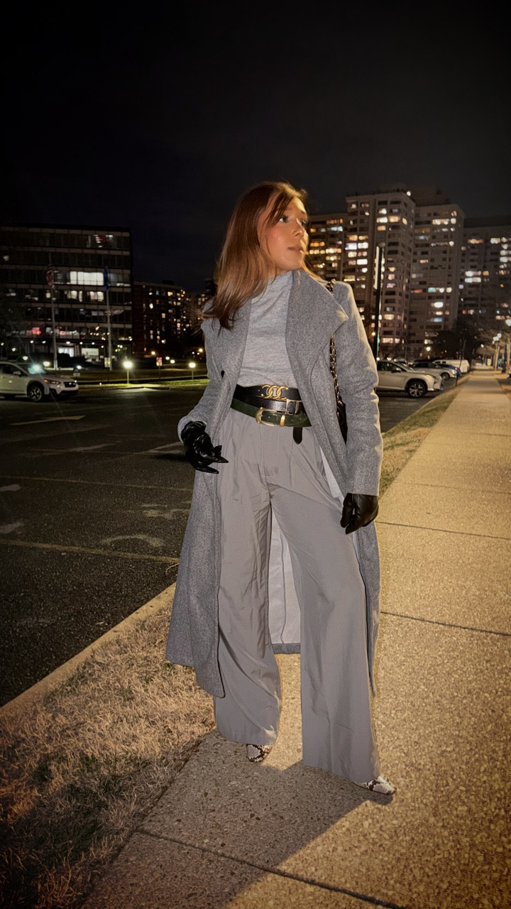 Street Style and 🍸 

#winteroutfitideas #streetstyle #fashionblogger #dc #trendywomenclothing 3beltsoutfits, gray color, inspo

#LTKootd #LTKPetite #LTKgrwm