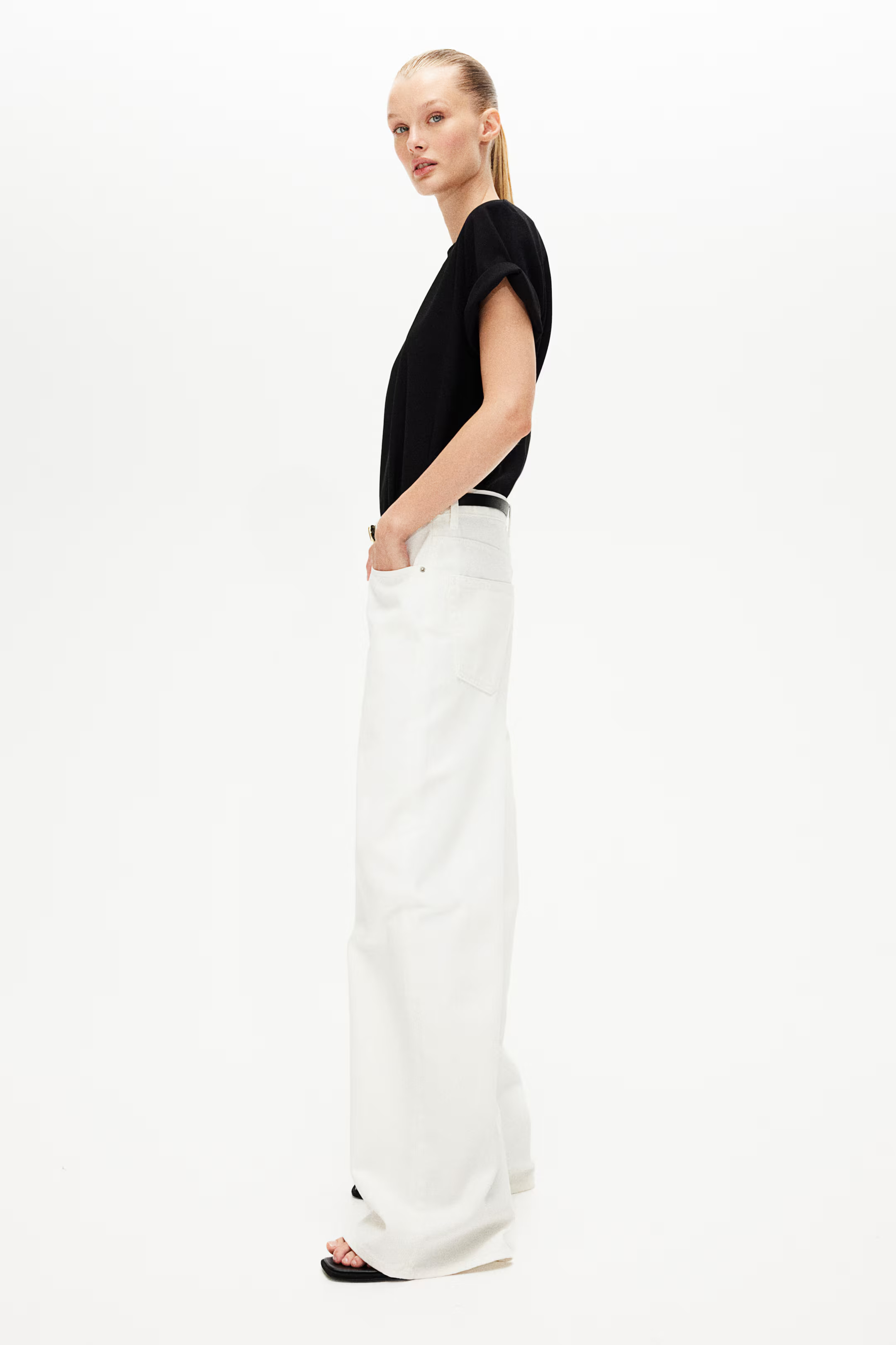 Wide Regular Jeans - White - Ladies | H&M GB | H&M (UK, MY, IN, SG, PH, TW, HK)