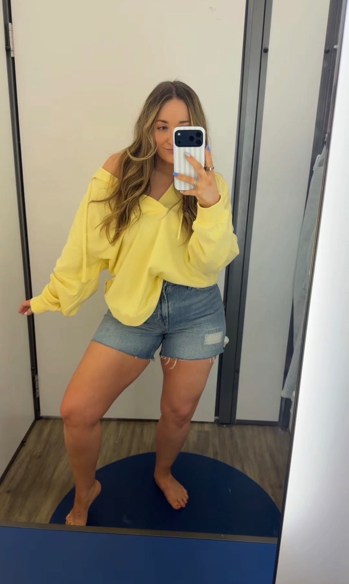 the prettiest yellow 💛the perfect addition to your spring wardrobe! 

#LTKmomlife #LTKMidsize #LTKSpringSale