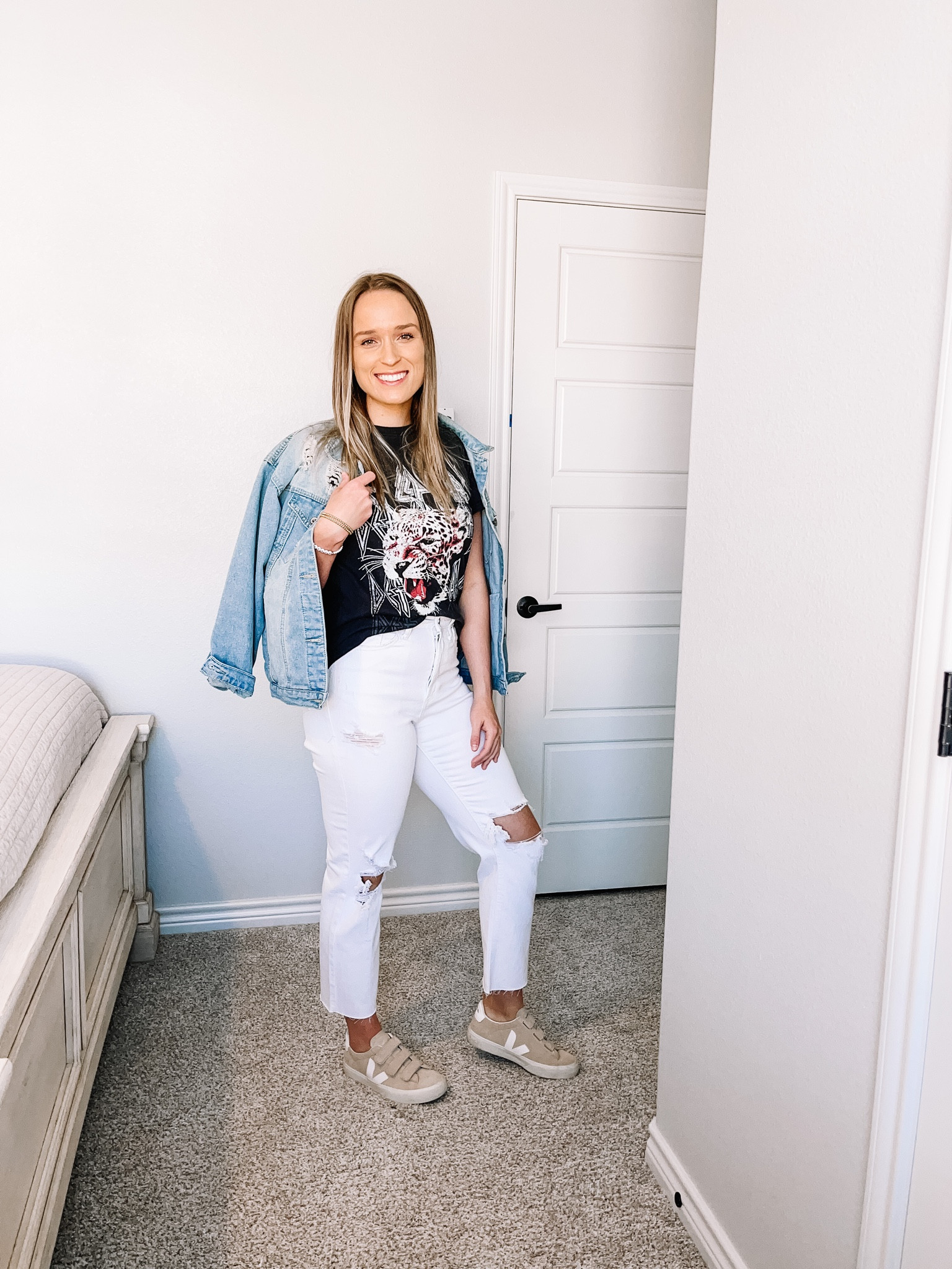 Summer to spring transition outfit 

#LTKshoecrush #LTKSeasonal #LTKstyletip