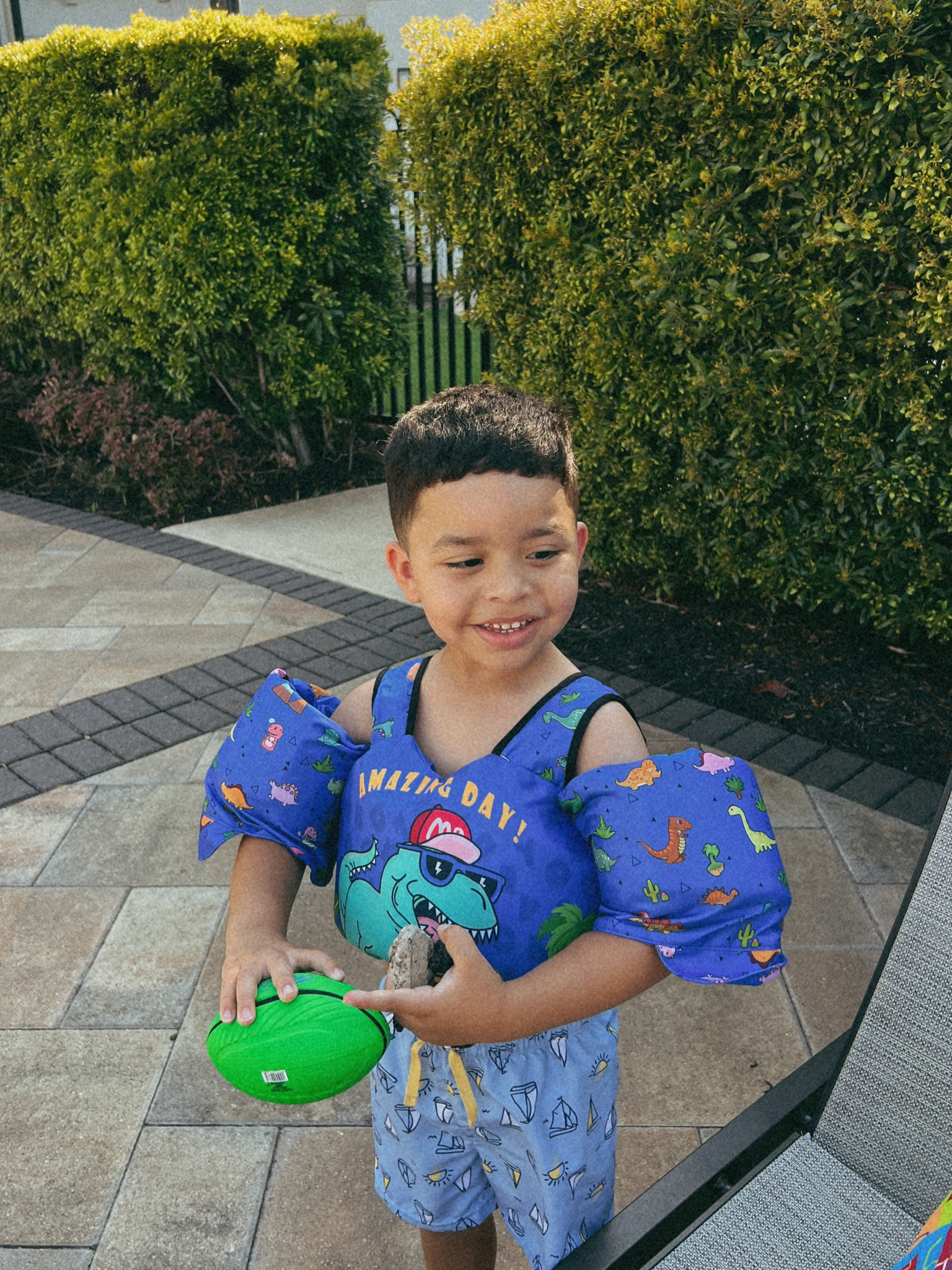 Amazon toddler floatie 💦🌊

Amazon toddler items, spring break, kid swimming items, swimming pool things 

#LTKKids #LTKFamily