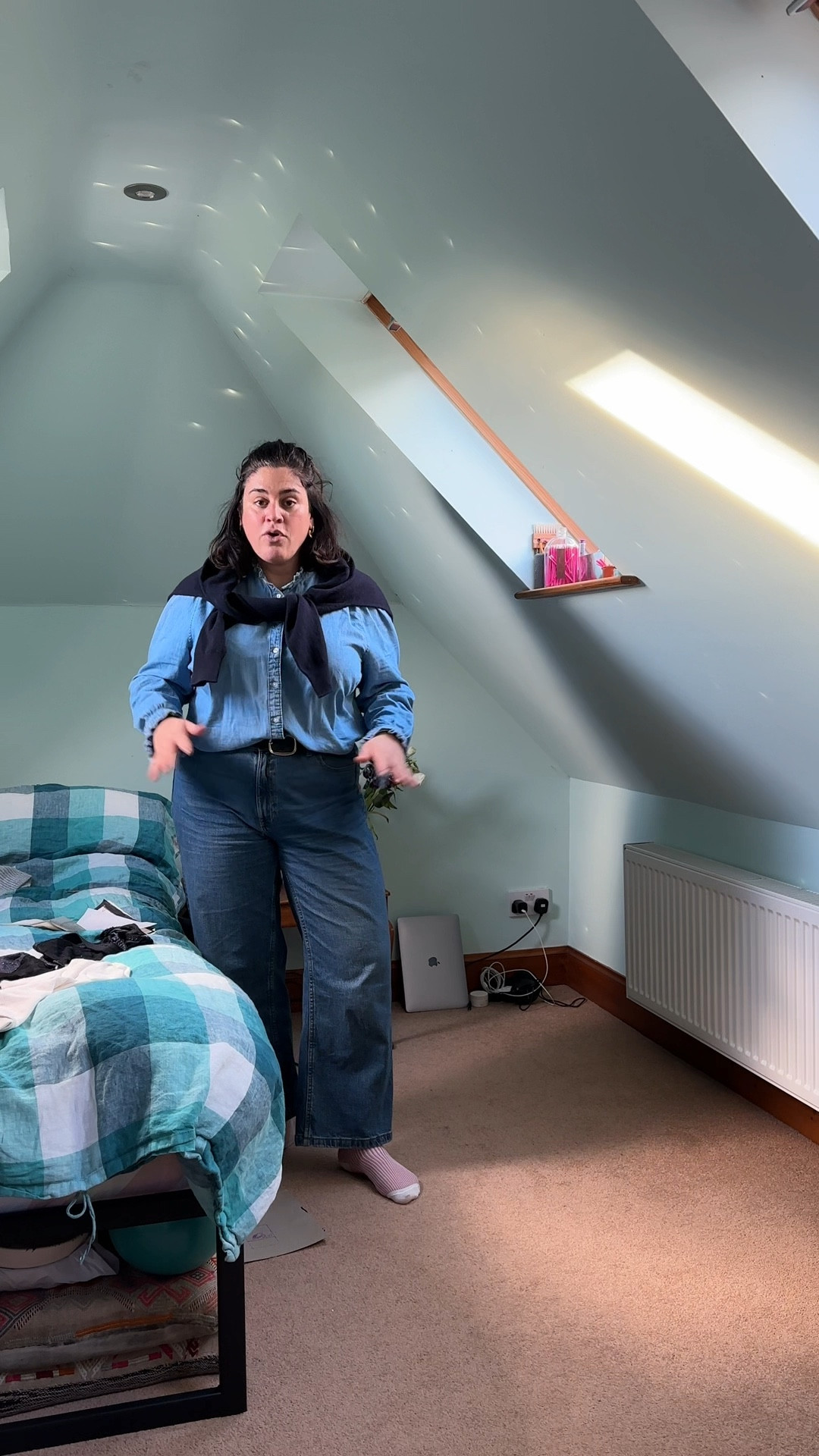 30 Winter Plus size Outfits Day 3:
Marks & Spencer’s wide leg Jean size 18 // Johnstons of Elgin Cashmere Blue jumper size xl // H&M denim ruffle shirt size xl 

#LTKplussize #LTKmidsize #LTKcurves