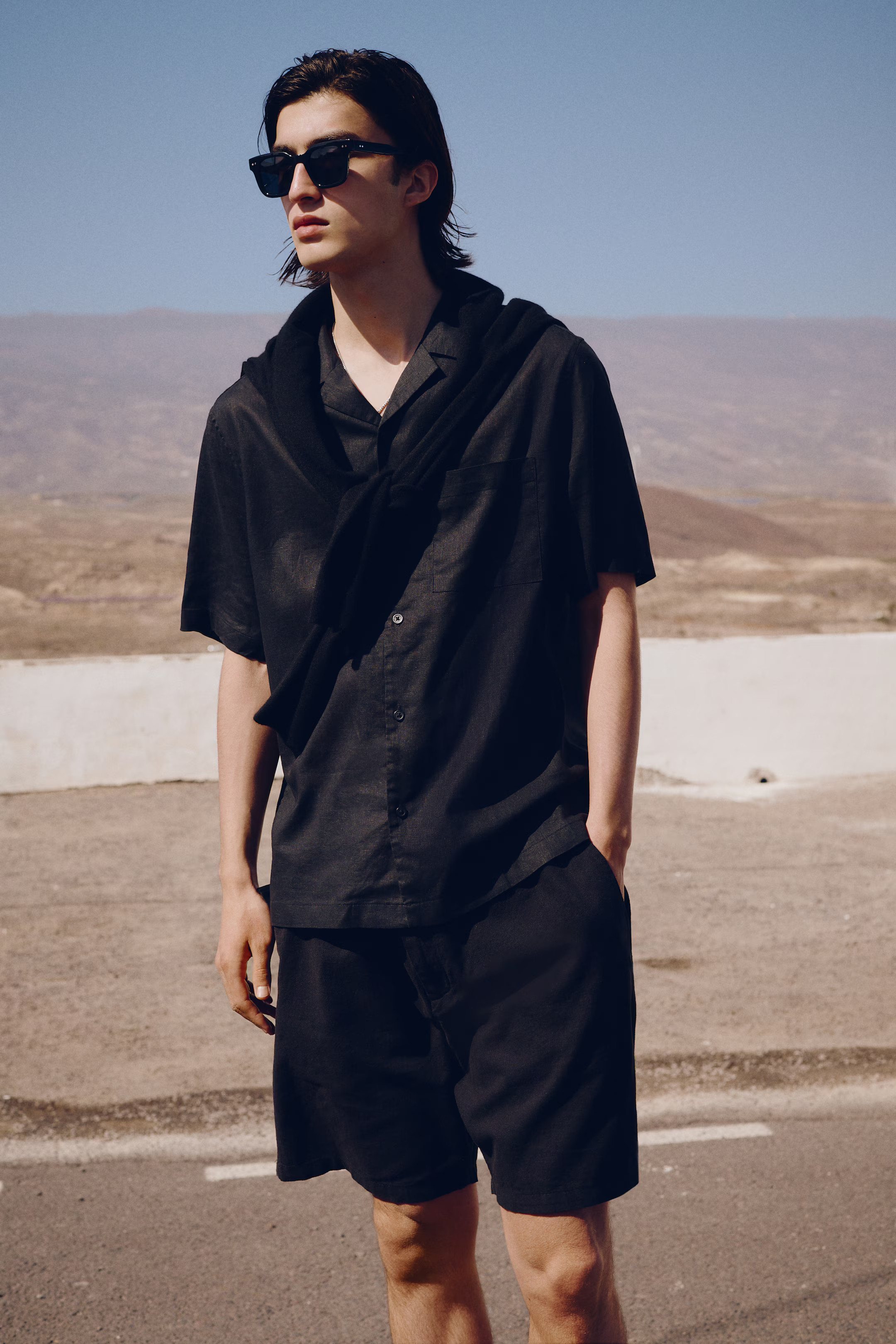 Regular-Fit Short-Sleeved Linen-Blend Shirt | H&M (US + CA)