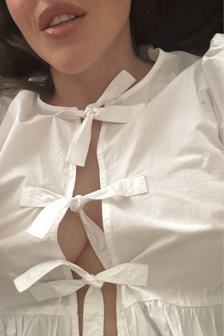 Je vous ai trouvé un dupe de ma blouse Ganni à petit budget 🤍

#LTKstyletip #LTKfindsunder50 #LTKeurope