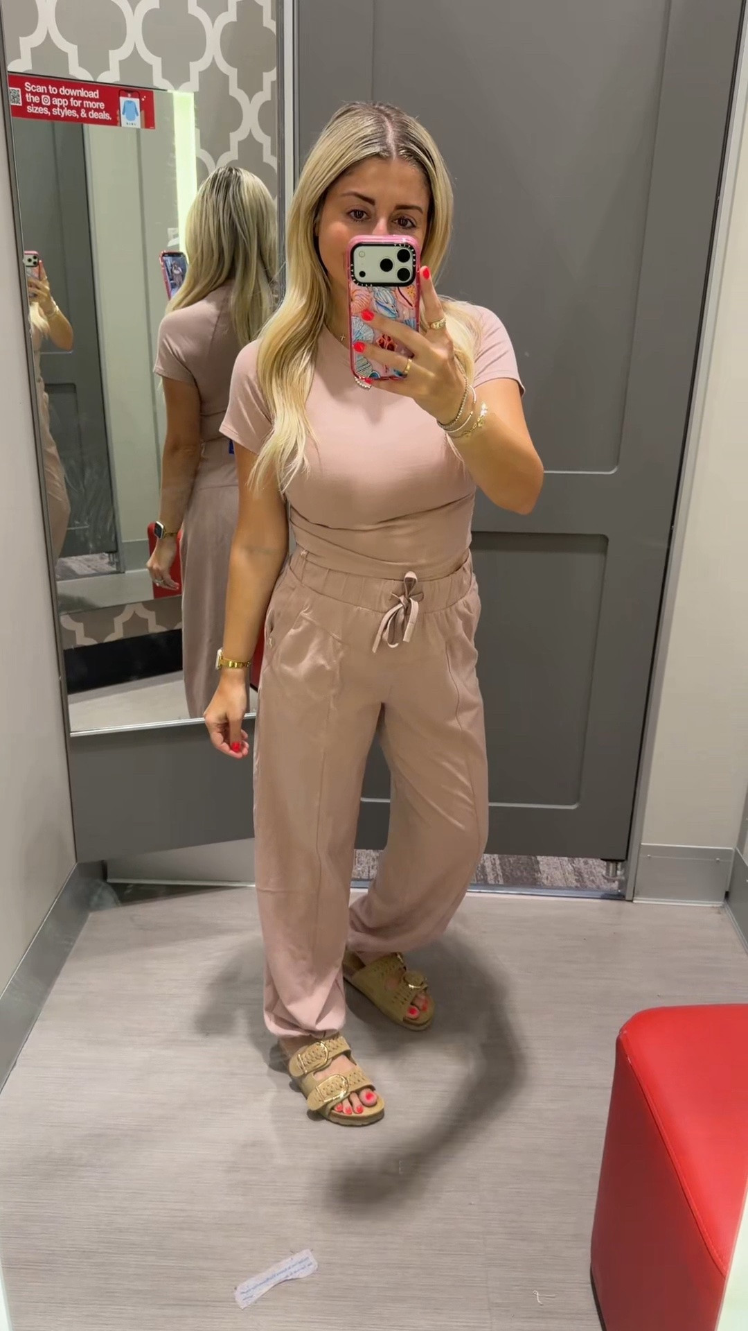 @Target matching set!
Size small
Sandals tts