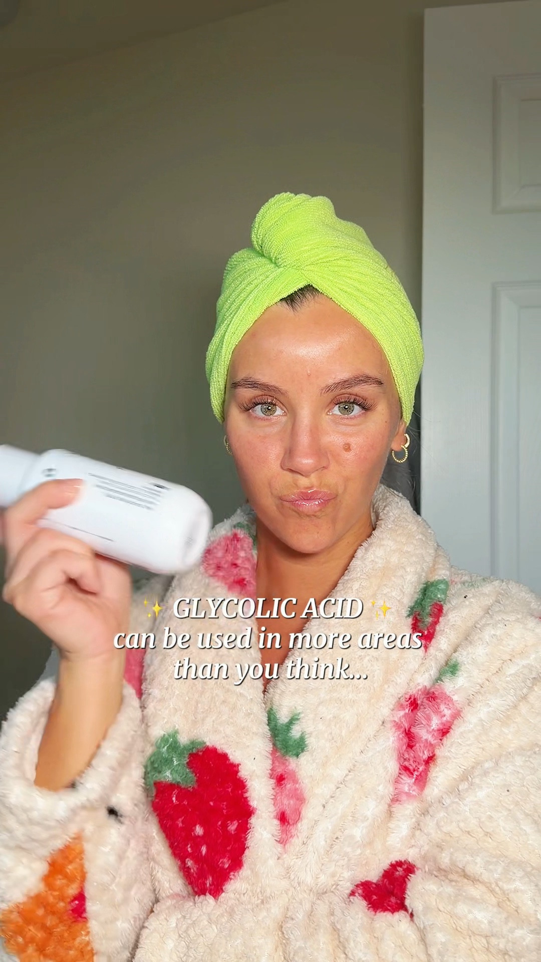 I LOVE Glycolic Acid!!! This milk peel is hydrating yet exfoliates basically everywhere you want it to. 🧴 @Prequel Skin 
Glycolic Acid Benefits: 
	• Smooths skin texture
	• Brightens dull skin
	• Helps fade dark spots & acne marks
	• Evens skin tone
	• Boosts cell turnover
	• Softens fine lines
	• Helps unclog pores
	• Gives skin a healthy glow

Skincare, prequel, affordable skincare, spring skincare, soft skin routine, skincare routine, glowy skincare routine, self care 

#LTKmorningroutine #LTKBeauty #LTKgrwm