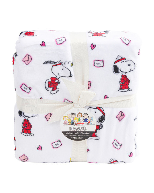 Tracksuit Snoopy's Valentine Blanket | TJ Maxx