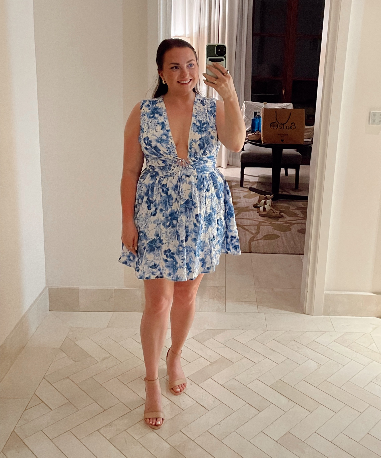 Abercrombie doesn’t sell this exact dress anymore but I linked three other dresses in the exact same print! Shoes are from Pashion Footwear. 