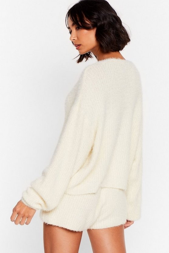 What a Pearl Wants Fluffy Knit Lounge Set | NastyGal (US & CA)