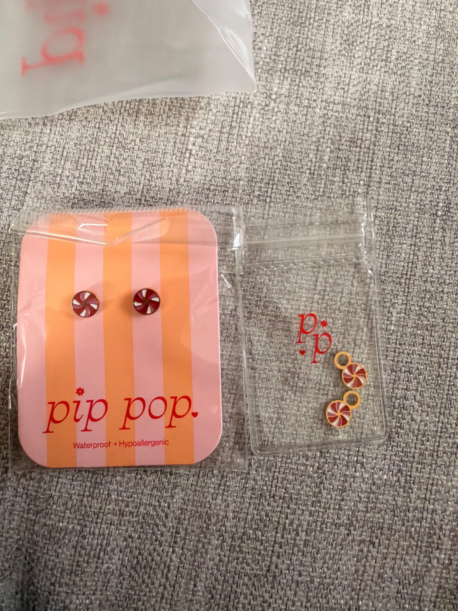 
Cutest flat back holiday earrings 

#LTKGiftGuide #LTKKids #LTKHoliday