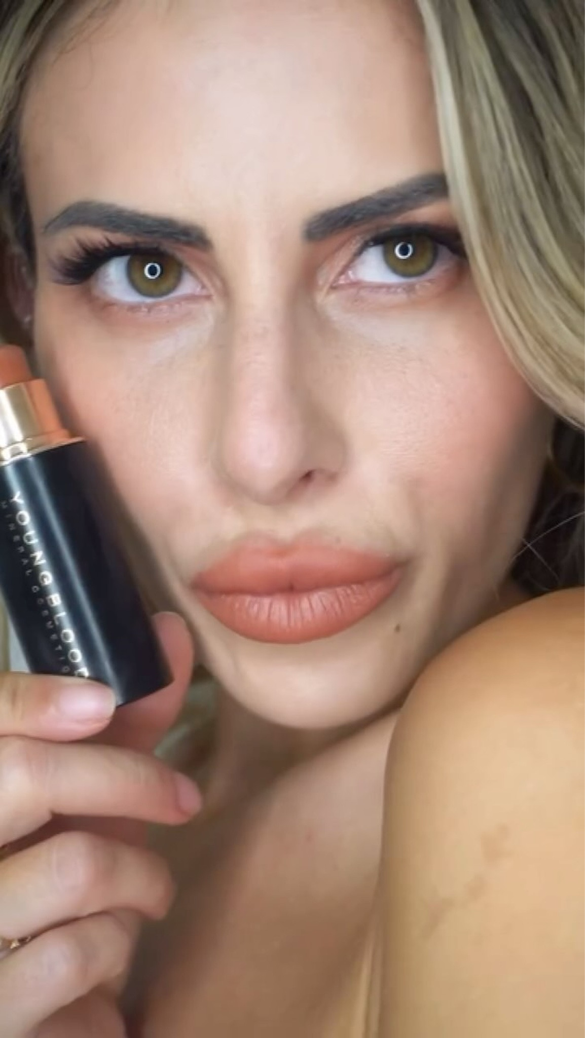 My go-to makeup hack this summer by @youngblood_cosmetics 💄 



#LTKFindsUnder100 #LTKBeauty #LTKStyleTip