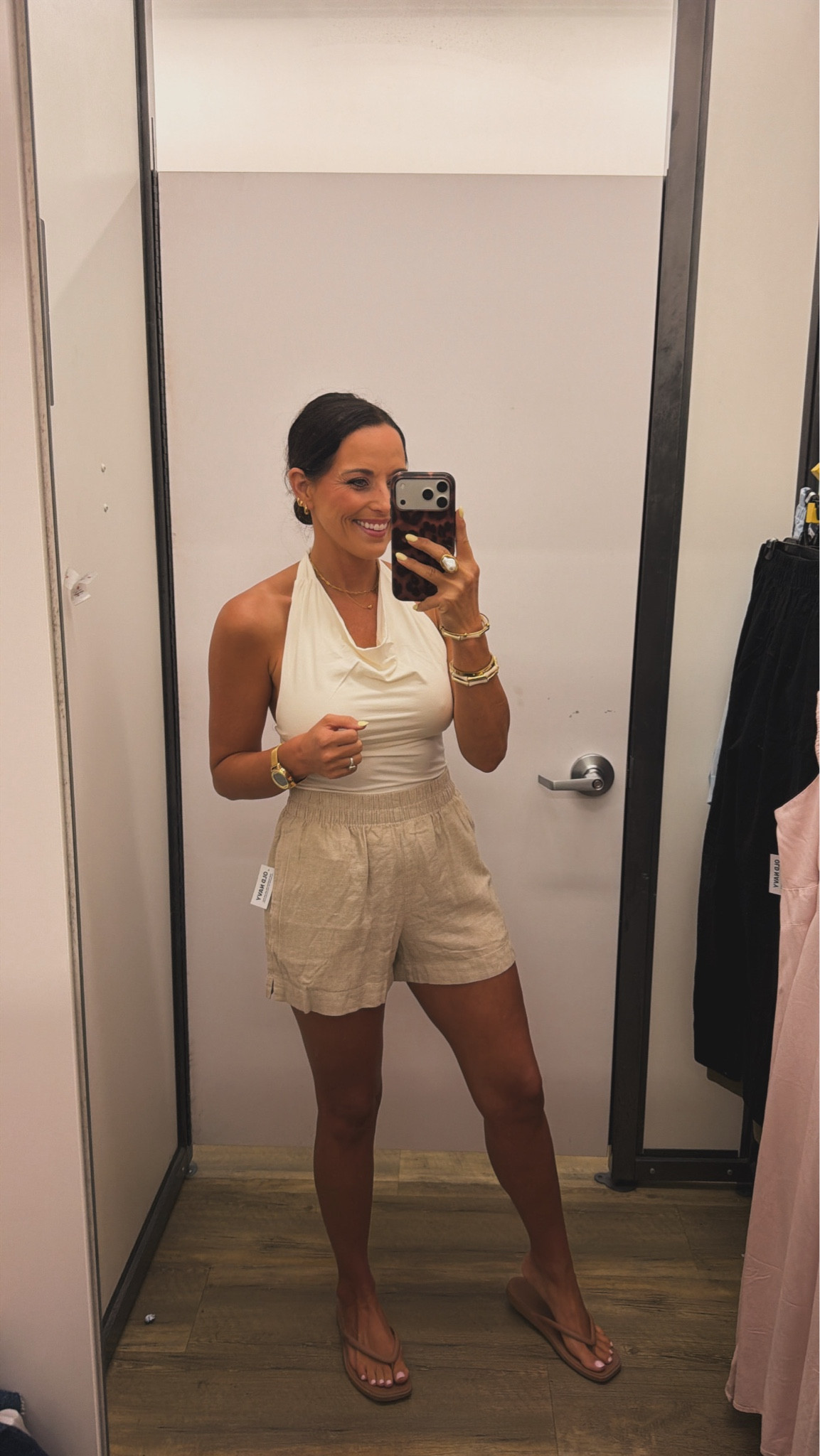 old navy did it again 🤍

old navy outfit xs, linen shorts, halter top outfit, neutral casual outfit, summer outfit idea, affordable outfit, easy everyday look
#oldnavy #summeroutfit #ltkstyle #affordablefinds #outfitinspo #casualstyle #everydaywear

#LTKPetite