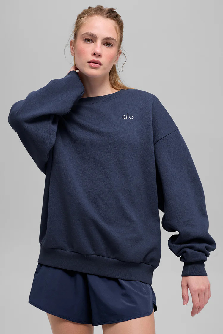 Accolade Crew Neck Pullover | Alo Yoga (US)