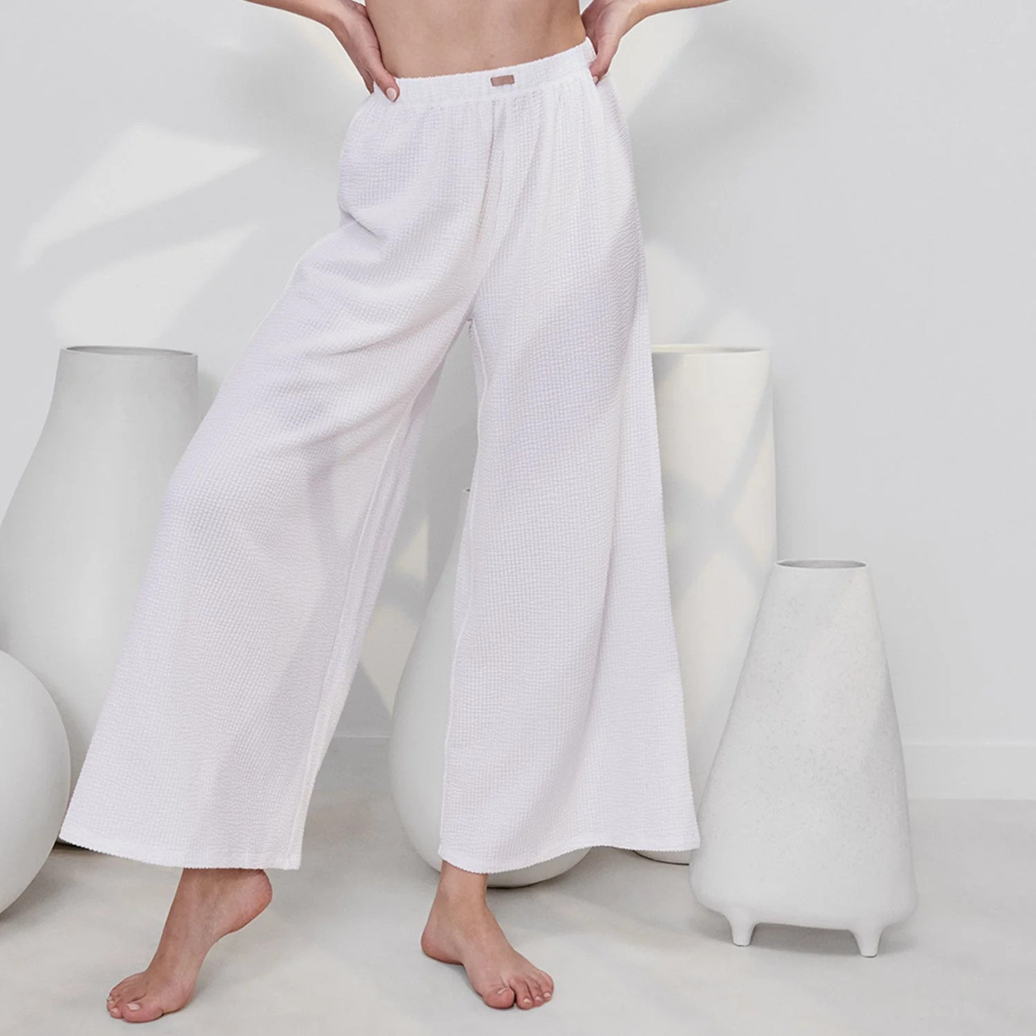 Organic Cotton Seersucker Drapey Wide Leg Pant | Lunya