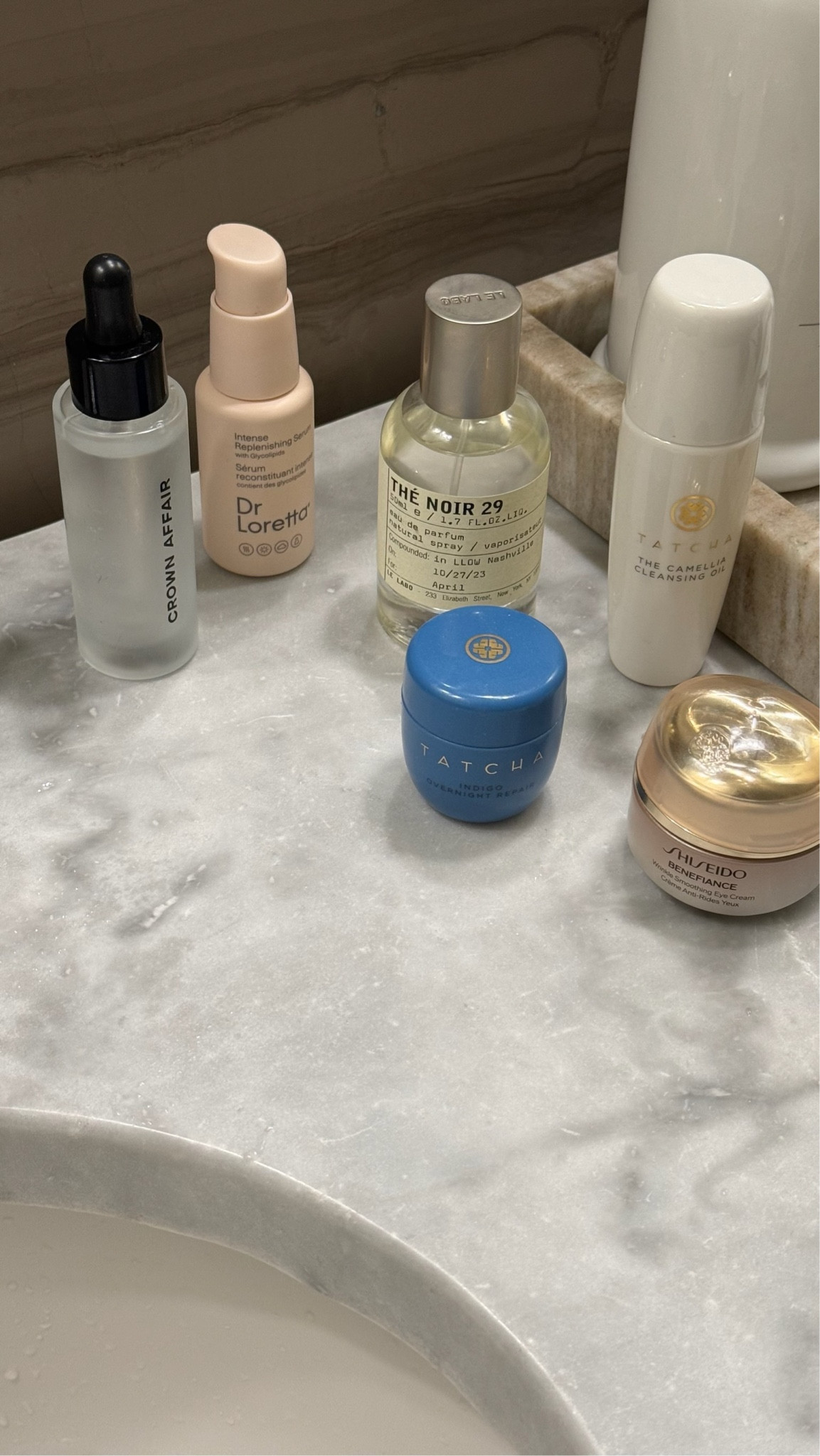 Currently beauty & skincare routine to fight this cold and dry weather ❄️ gifts for her, beauty, gift guide, skincare, haircare

#LTKGiftGuide #LTKHoliday #LTKbeauty