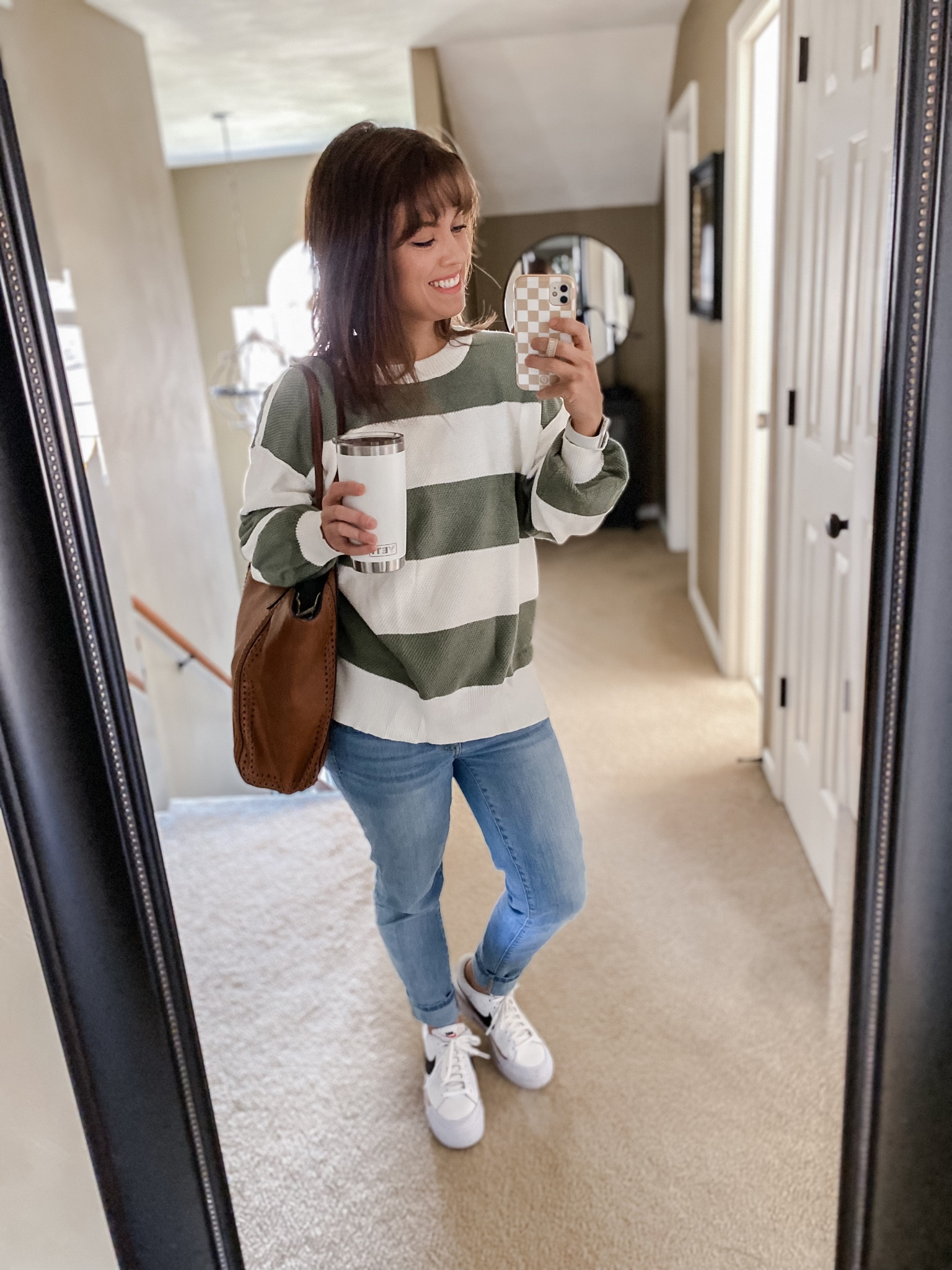 Comfy mom workday fit 💼

Amazon oversized sweater: size M
American eagle light wash skinny jeans: size 4
Nike shoes: size 8.5

#LTKshoecrush #LTKbeauty #LTKfindsunder100