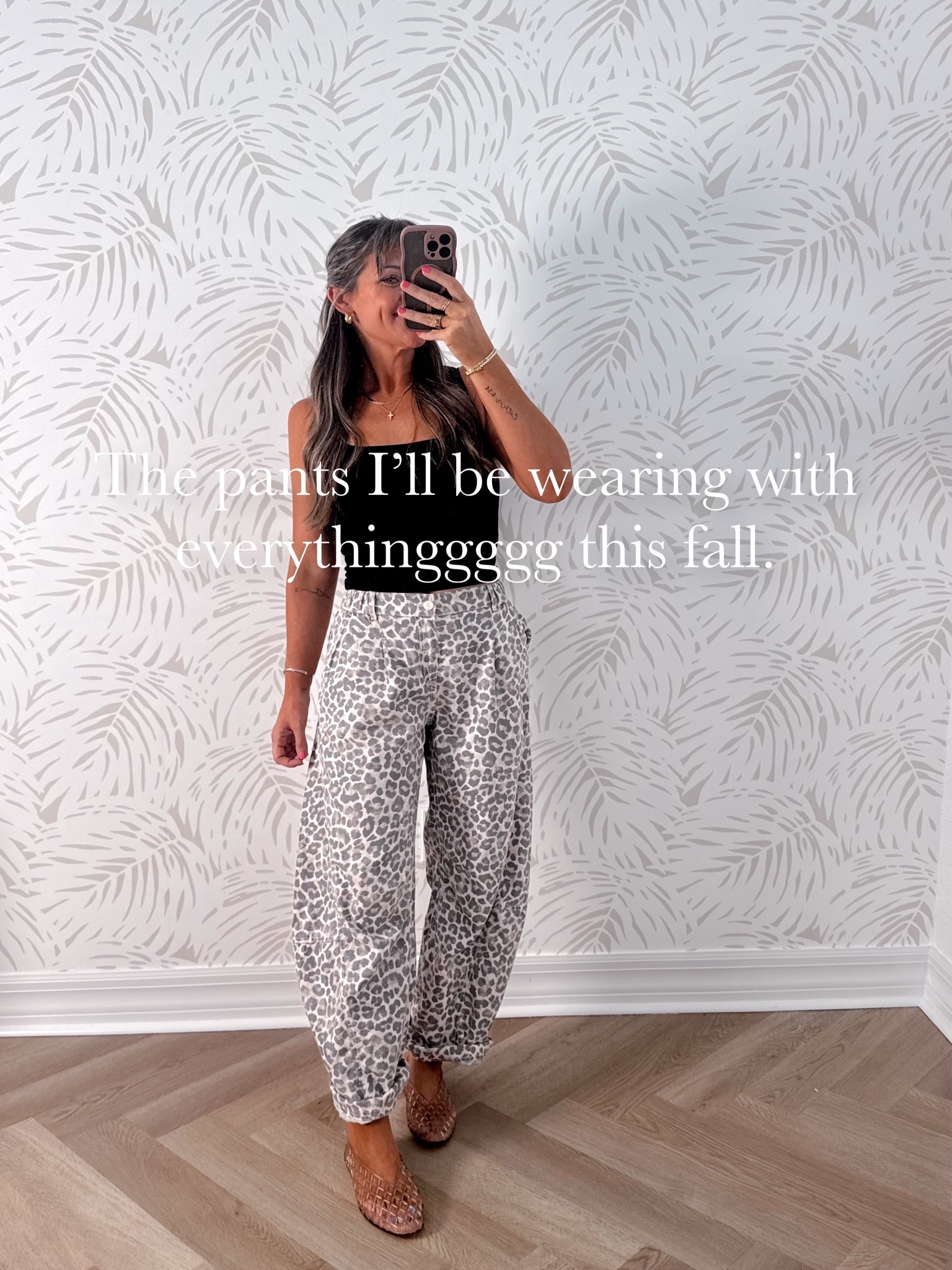 XS! These run big! 


Fall outfit idea
Teacher outfit
Travel
Outfit idea
Workwear
Business casual 
Leopard pants