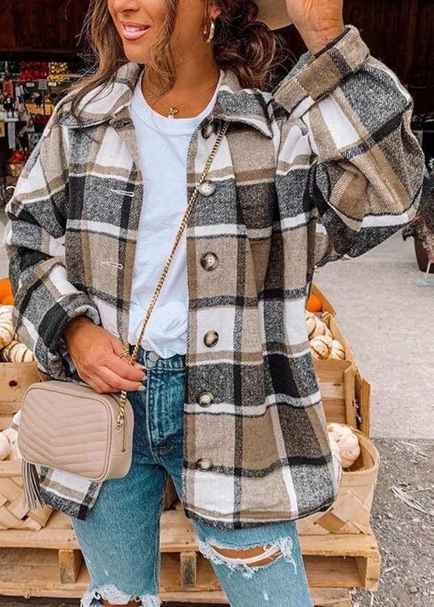 PRETTYGARDEN Women's 2022 Fall Clothes Plaid Shacket Jacket Long Sleeve Button Down Flannel Shirt... | Amazon (US)