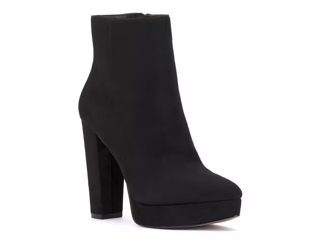 Jessica Simpson Selmie Platform Bootie | DSW