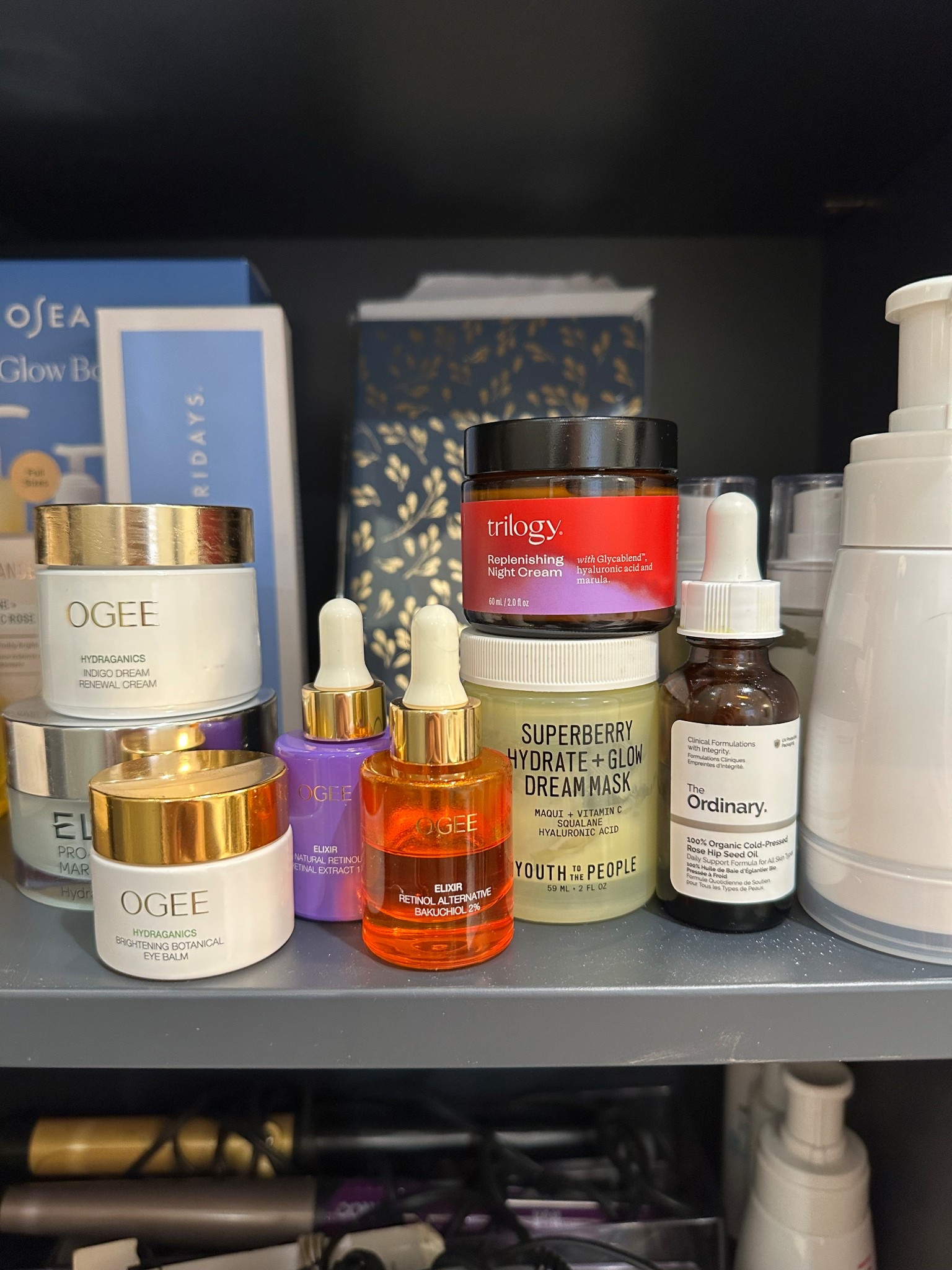 My skincare collection!

skincare | beauty | wellness