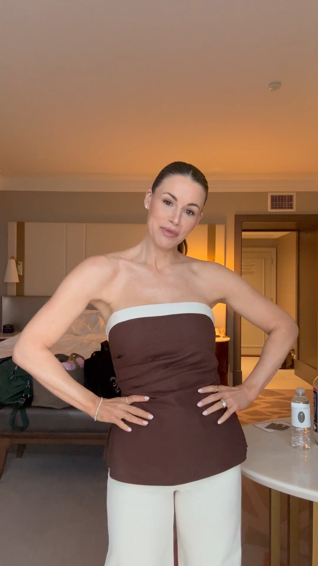 Brunch outfit! These new wide leg off white jeans are a 10/10 !! So impressed with the fit + under $100. My linen tube top is on sale at Abercrombie with code AFLTK ! 

Spring outfit ideas
White jeans
Off white jeans 
LTK spring sale 
#whitswhims




#LTKSpringSale #LTKWatchNow #LTKSaleAlert