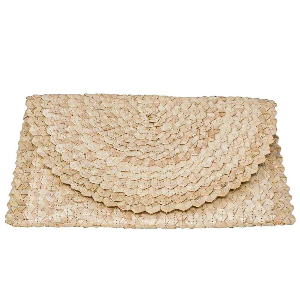 Lizzie Grass Clutch - Light Natural | Strand the Boutique