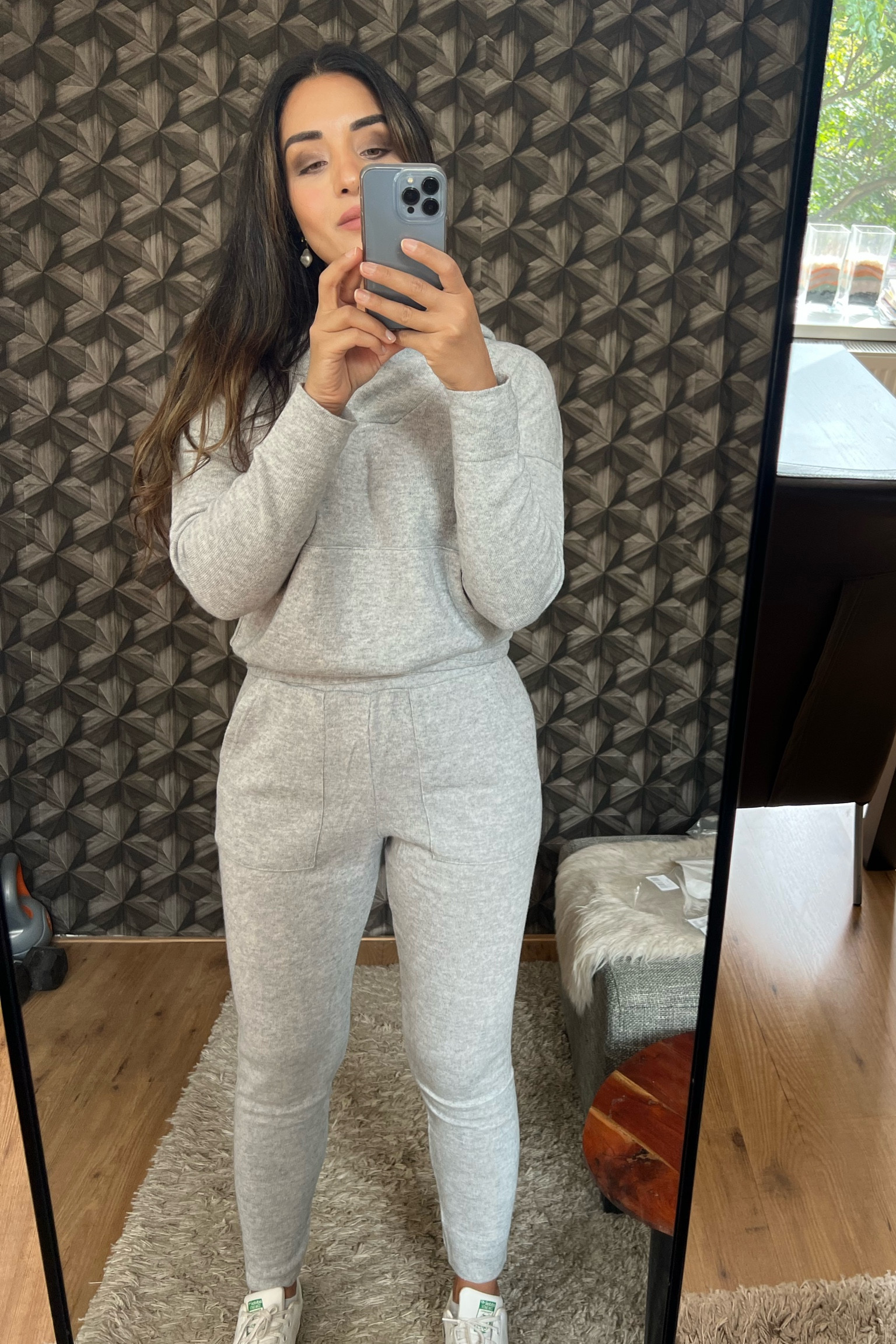 Cozy grey sweat look by leGer


#LTKbeauty #LTKunder50 #LTKeurope