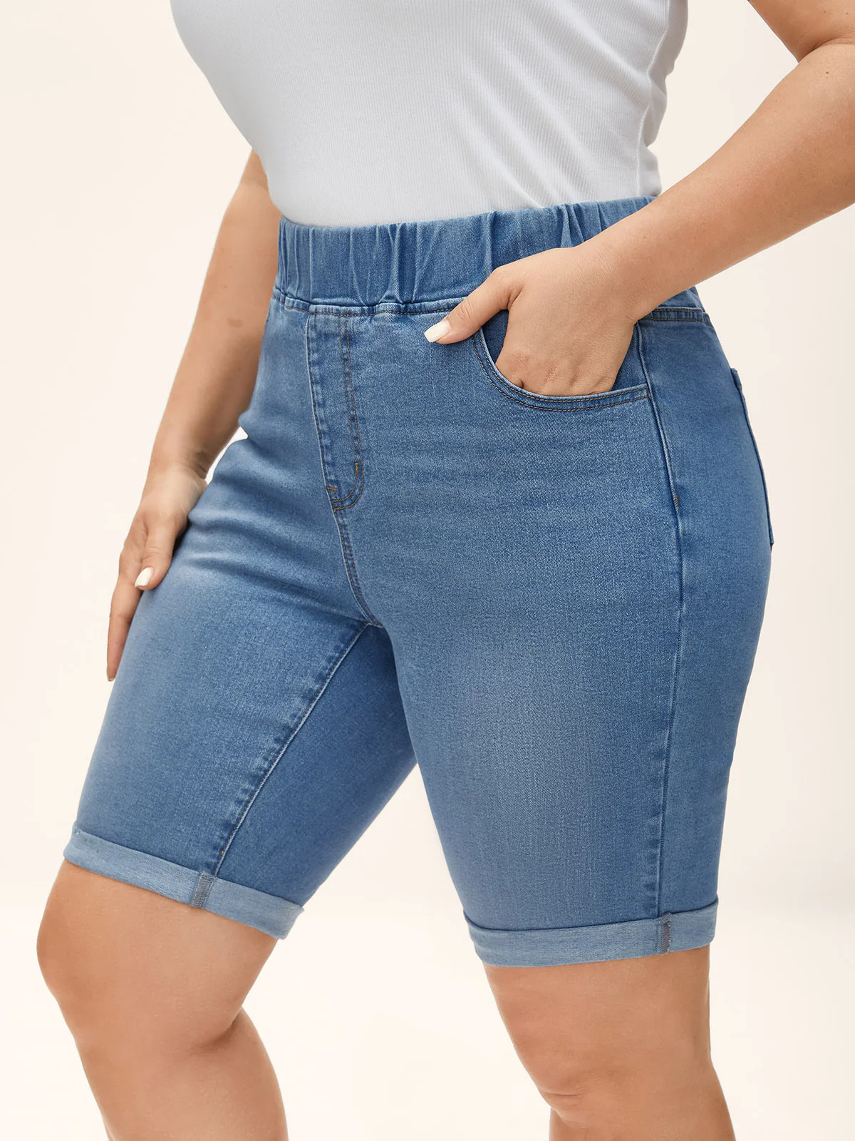 Pull-On Stretchy Skinny-Fit Denim Shorts | Bloomchic